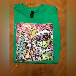 New 🎅🏻 Christmas Green Graphic Tee